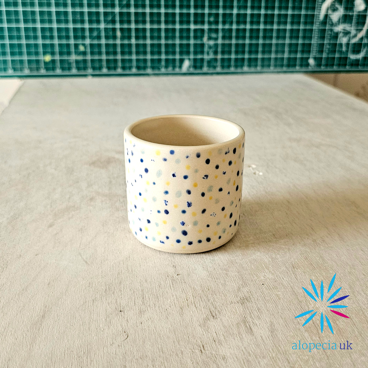 Issi Cup - Dotty